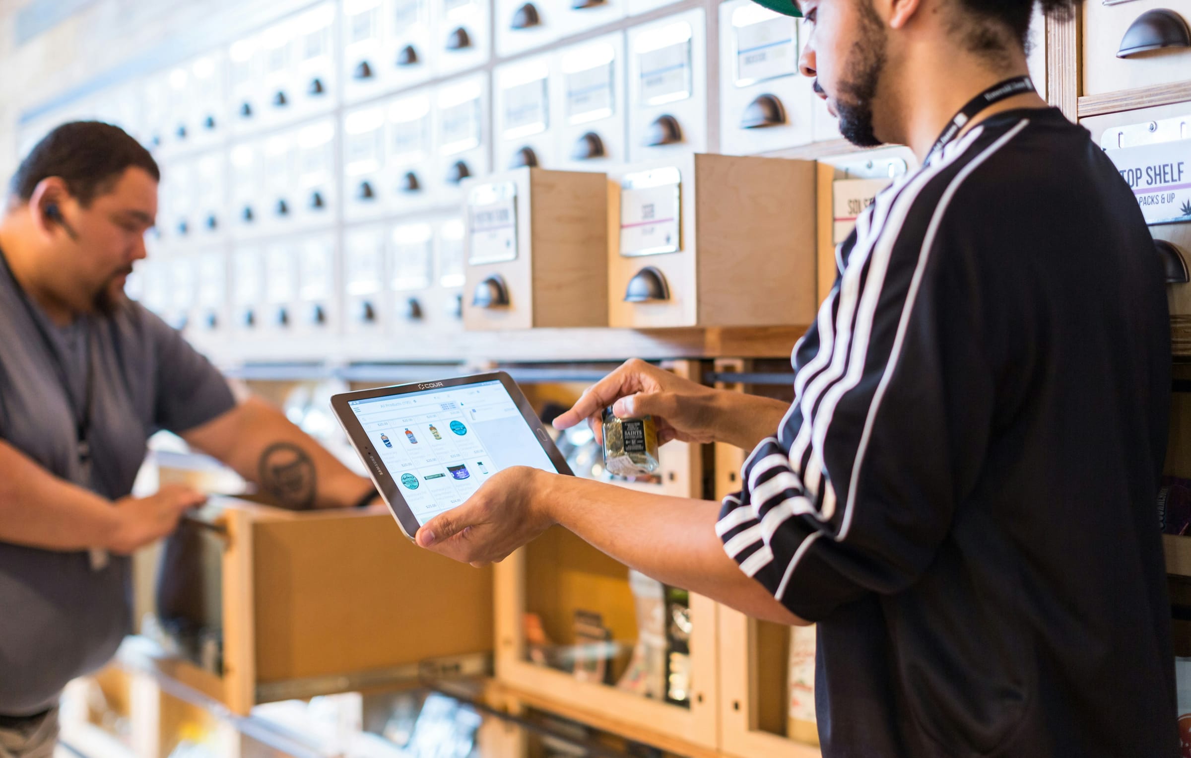 Shopify Flow : New triggers for inventory transfer completed and inventory transfer ready to ship.